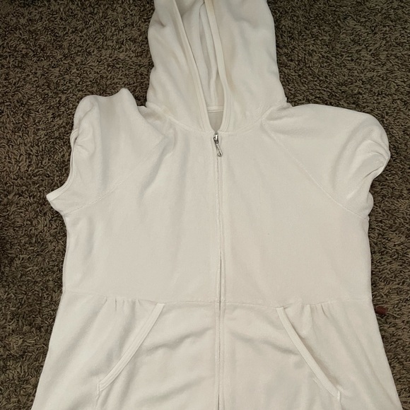 Juicy Couture Cream Hoodie and Sweatpants Set - Picture 3 of 4